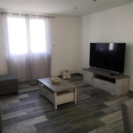 Du Bredu بيت للعطل
